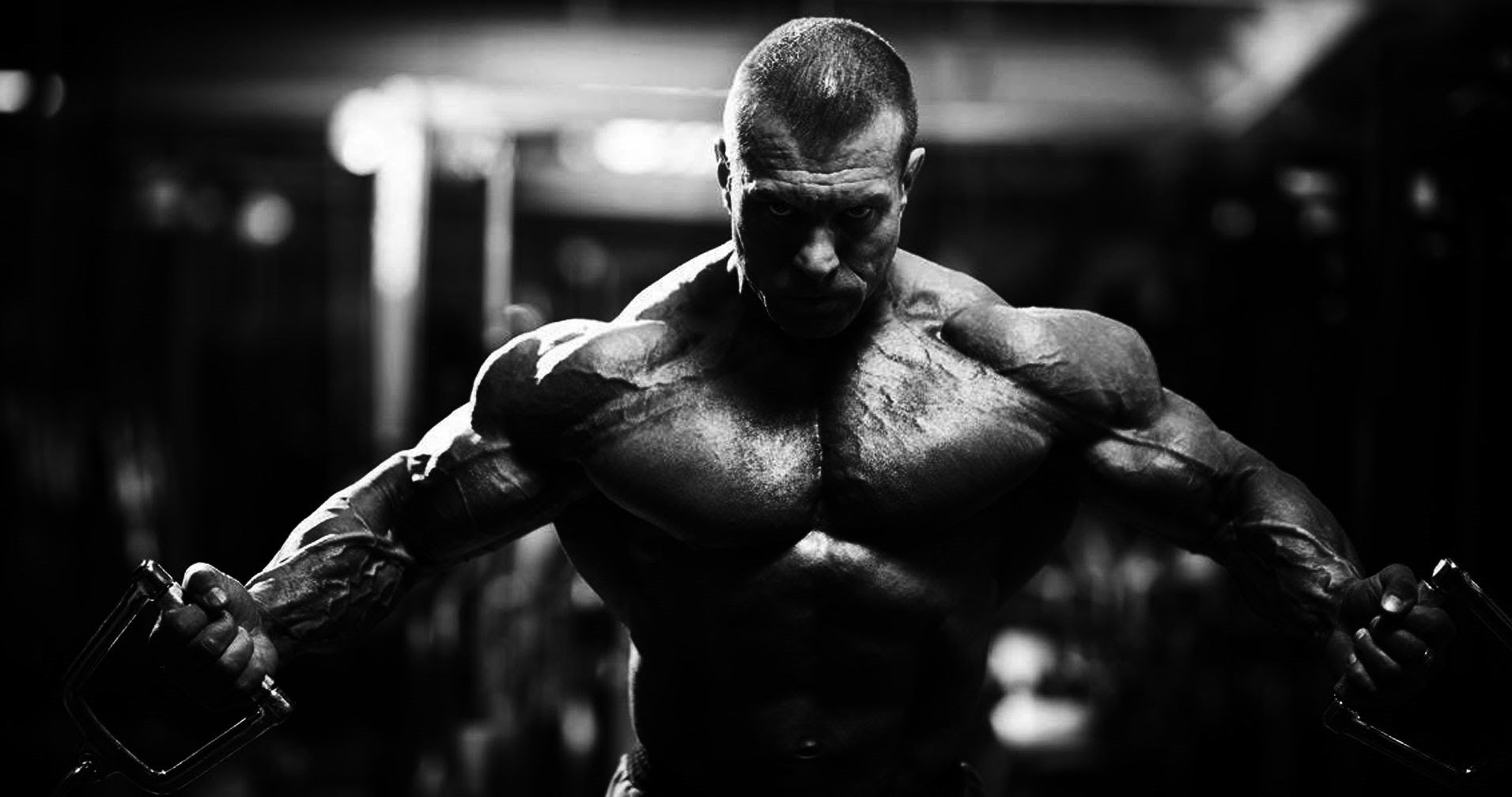 Bodybuilder using Primobolan